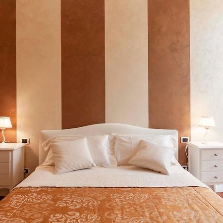 Sant'Arpino 26 - Elegant Flats In Naples Apartment Bagian luar foto
