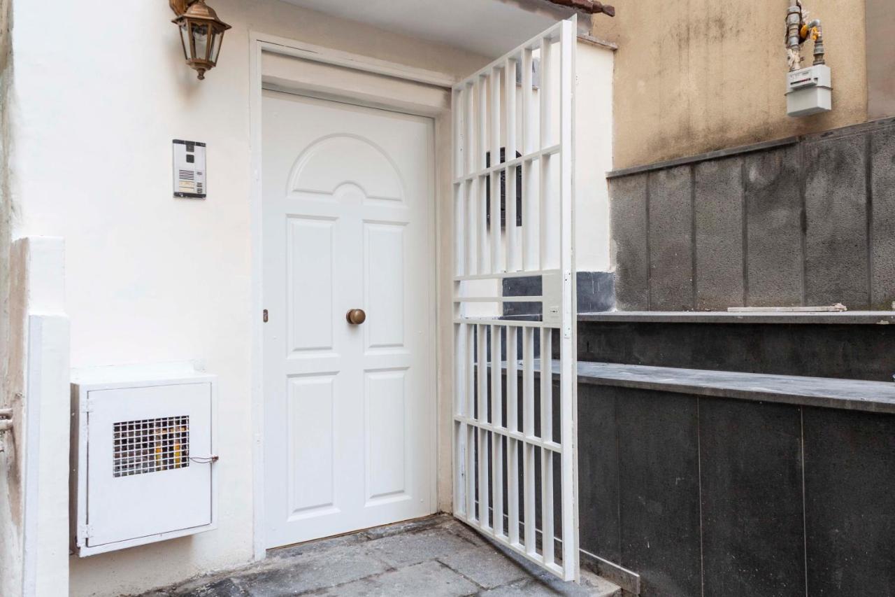 Sant'Arpino 26 - Elegant Flats In Naples Apartment Bagian luar foto