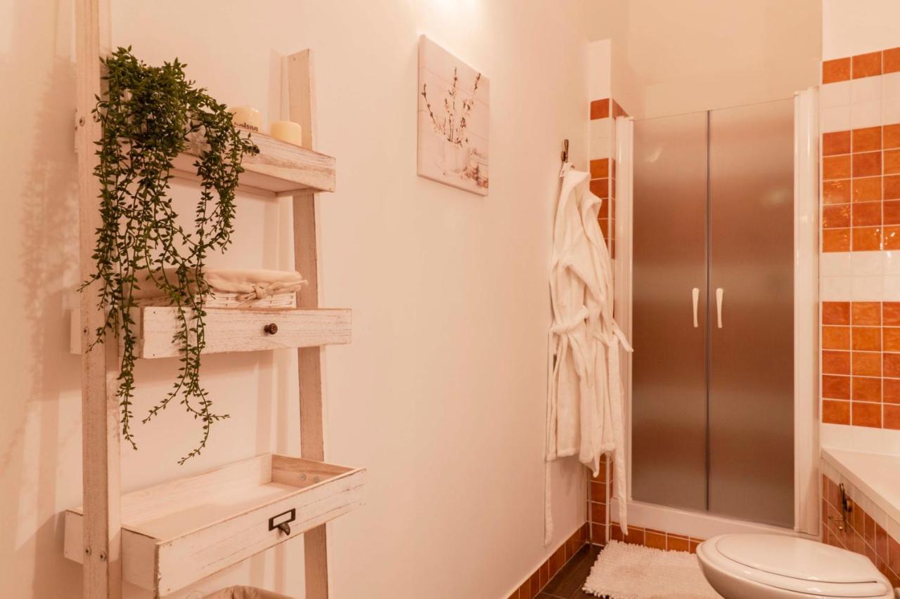 Sant'Arpino 26 - Elegant Flats In Naples Apartment Bagian luar foto