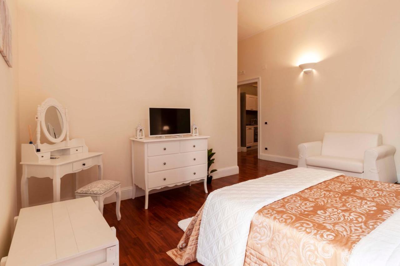 Sant'Arpino 26 - Elegant Flats In Naples Apartment Bagian luar foto